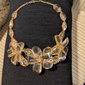 Elegant Gold Floral Necklace